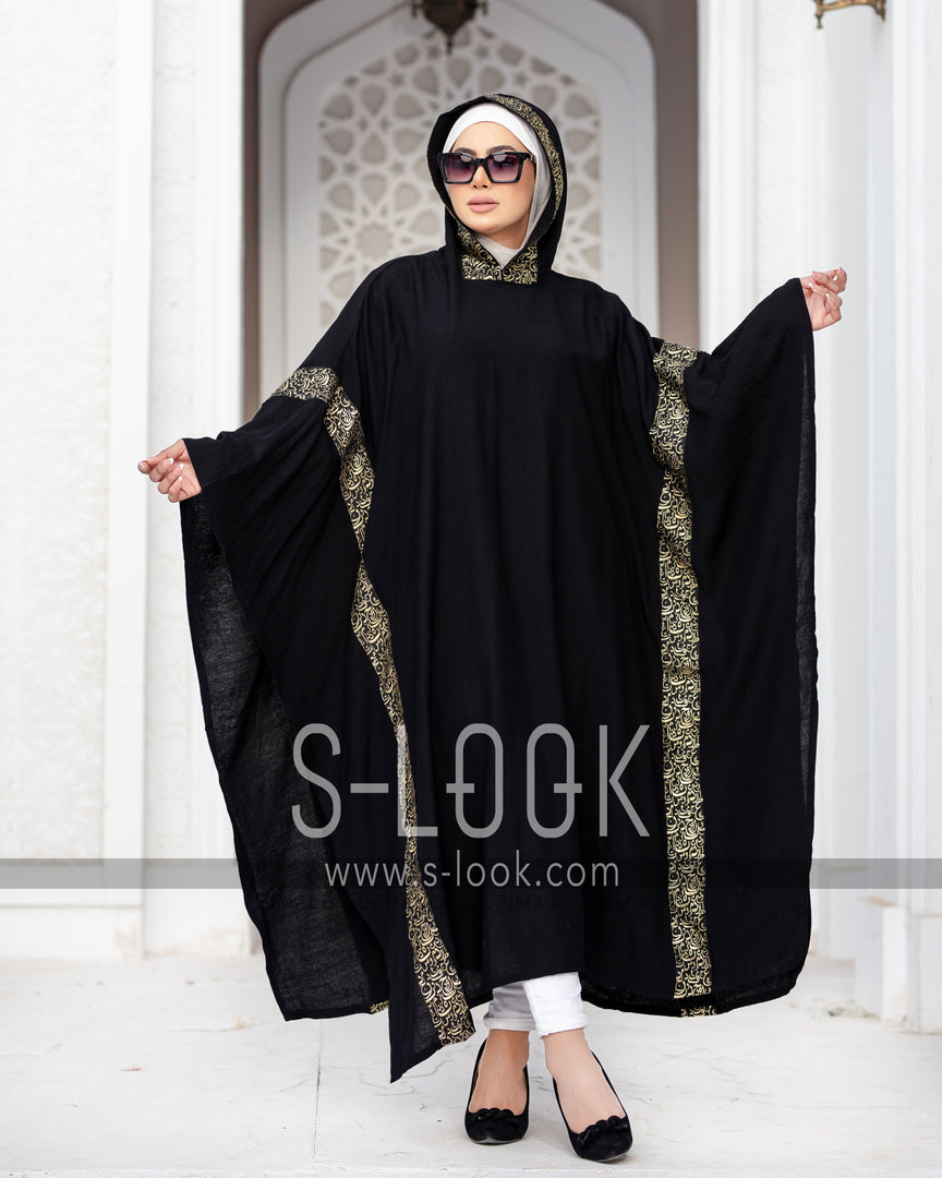 Poncho with Arabic calligraphy